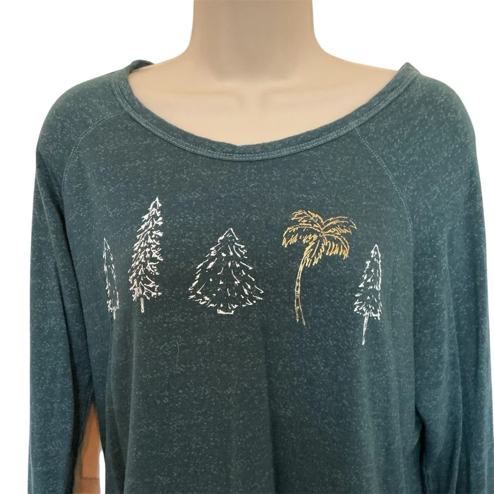 NWOT Sundry Women’s Green Light Sweatshirt Palm Tree Pine Trees Graphic Size 2/M - Picture 1 of 7